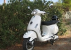 Vespa LX150 1